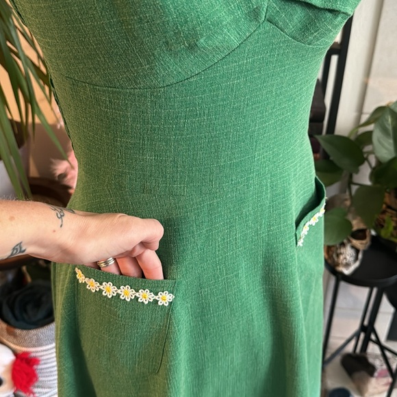 Daisy Dress - Picture 4 of 8